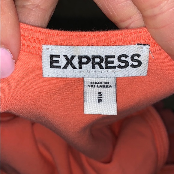 - EXPRESS peplum tank - Picture 4 of 4